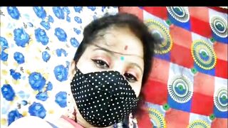 Desi bhabhi show his boyfriend boos