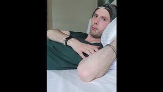 Wank in hotel