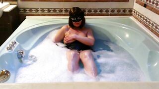 Martina in the tub preview