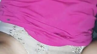 Corrida sobre su pantie a esposa tetona