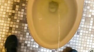 Scared searching for a bathroom at the court house small accident WATCH TO THE END shy bladder