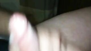 Scruffykub solo strokes til massive cumshot