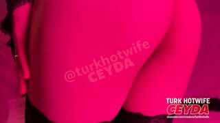 Turk Hotwife Ceyda sucking cock and gets cumshot on her face