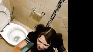 Cute emo pigtailed girl taking me for a piss