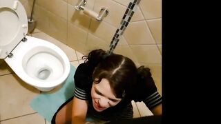 Cute emo pigtailed girl taking me for a piss