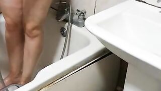 Step mom caught fucking with step son in bathroom without condom