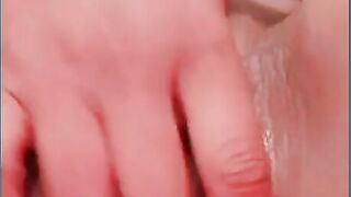 Sarah Fonteyna the wettest and sounded pussy of all time. Close up squirting.