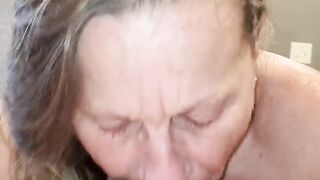 HUGE CUMSHOT IN MARRIED SLUT LESLIE'S CHEATING MOUTH -WATCH HER RIDE AND CUM HARD! BEST AMATEUR CHEATING WIFE ONLINE!