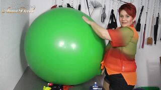 Mega balloon blow up