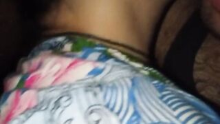 UnhappyBall - Mein hot mene kissing kri aur boobs show kry..