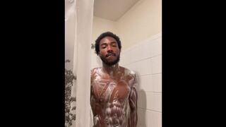 Shower fun time full video OF: tripoddee0