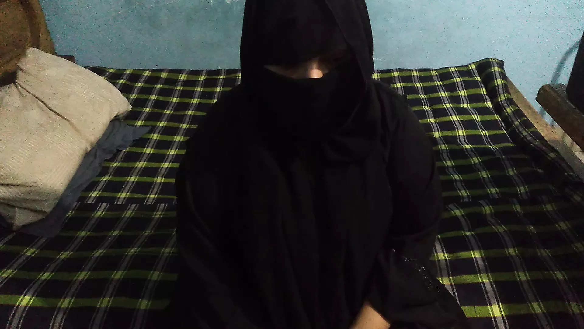 Saudi burka muslim Aunty Chudai dwara Indian ladki - desi - MasturHub